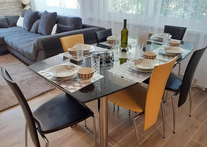 Hana With A Private Pool * Malinska