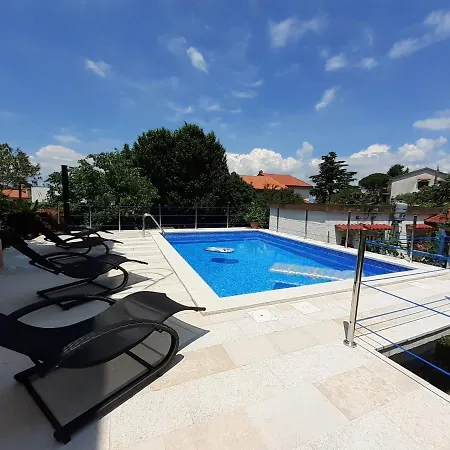 Διαμέρισμα Hana With A Private Pool